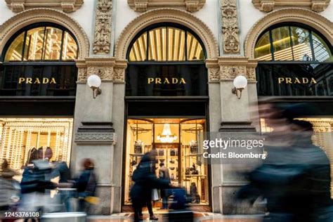 prada spa stock